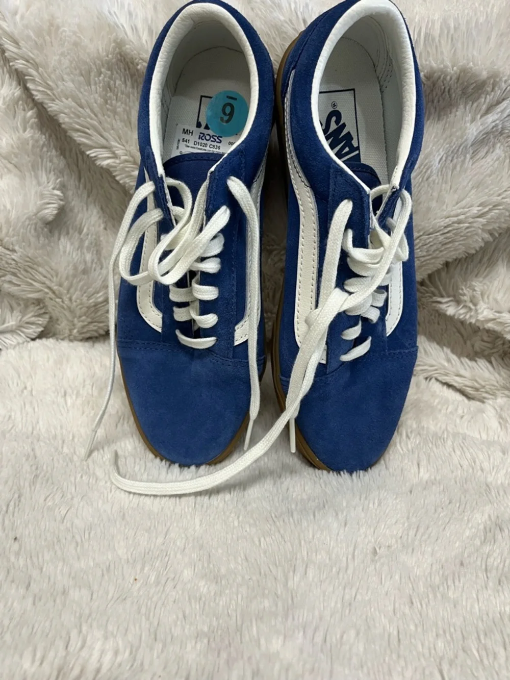 NWT✨sz6✨✨unisex✨Vans Blue Suede Low-Top Sneakers with White Stripe